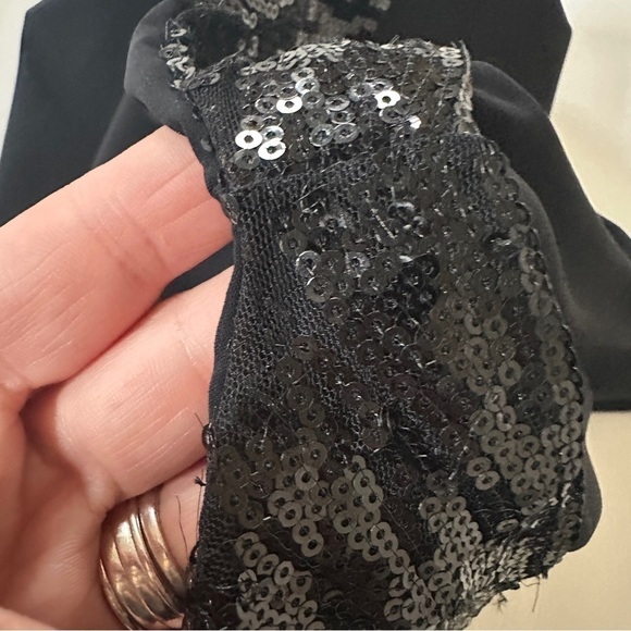 Chiara Boni La Petite Robe di One Shoulder Sequined Top in Black 48 US 12 - Picture 8 of 10